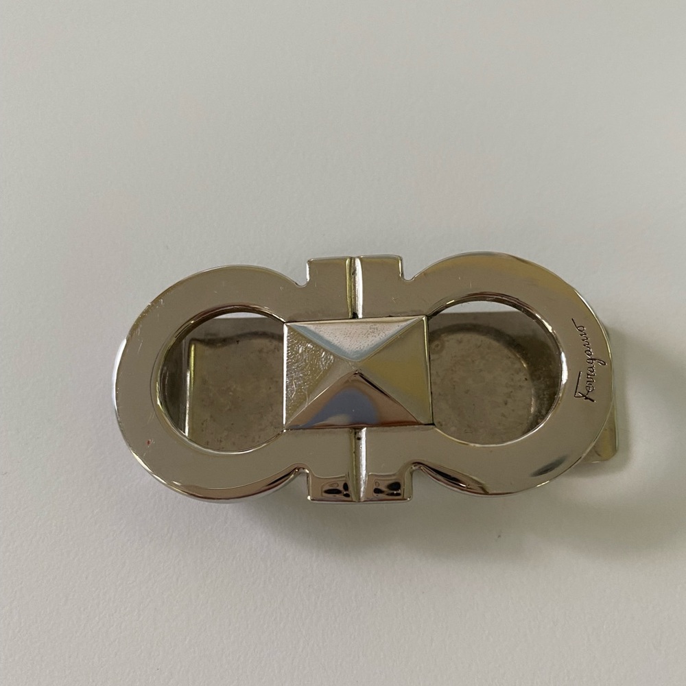 Ferragamo silver money clip